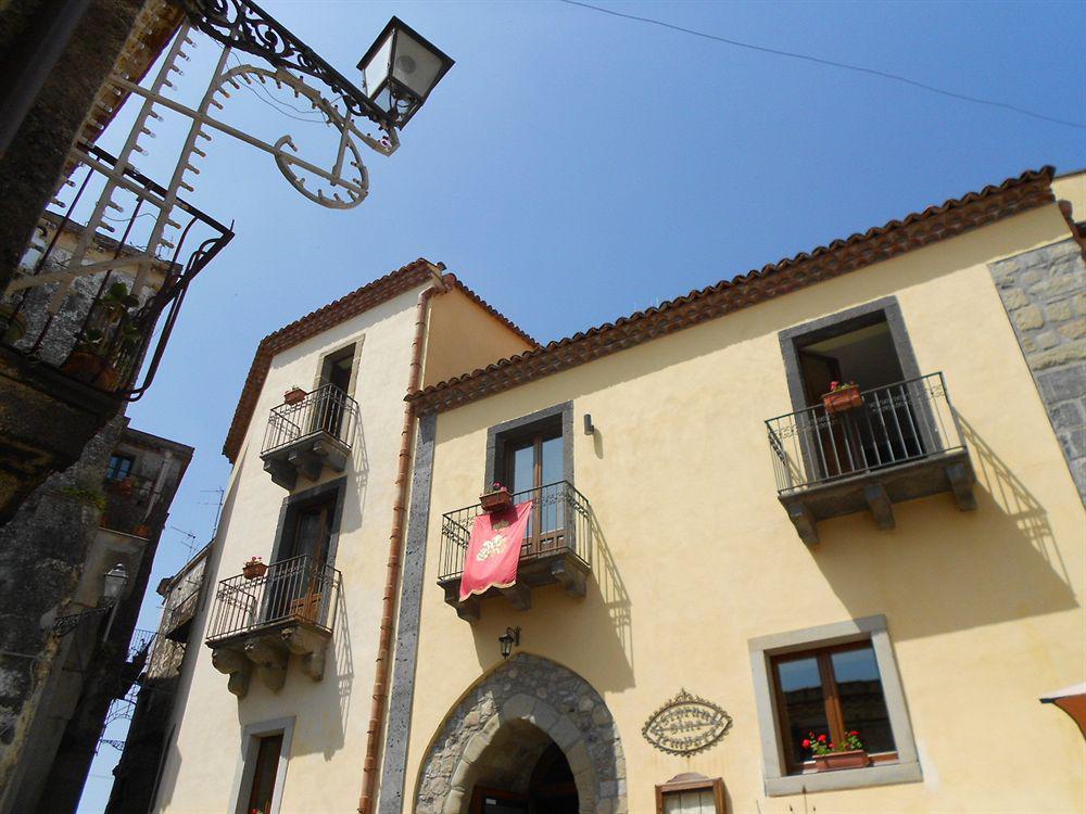 Hotel Federico II Castiglione De Sicilia Exterior photo